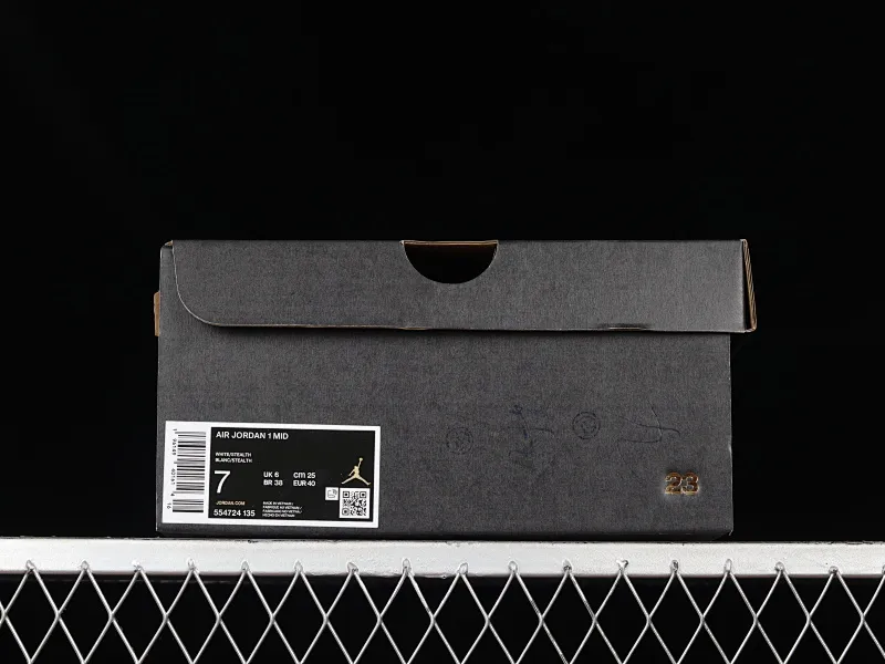 All categories Air Jordan Jordan series basketball shoes Air Jordan 1 Mid Air Jordan 1 Mid "Vintage Grey" AJ1 Joe 1 white gray first year China basketball shoes 554724-135